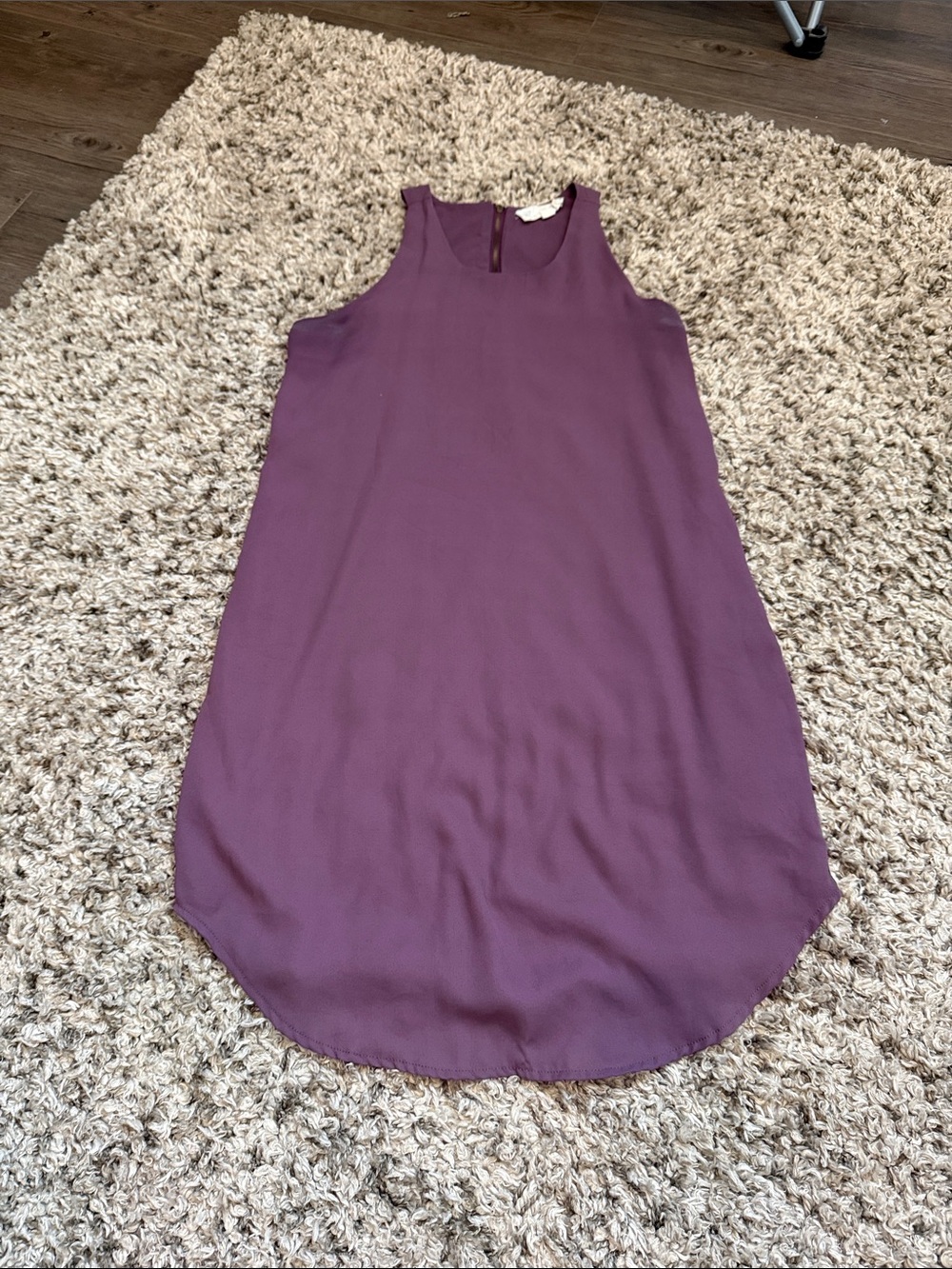 Pink Republic Sleeveless Shift Dress in Plum